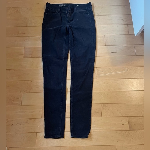 J. Crew Pants - J Crew black corduroy skinny pants​​